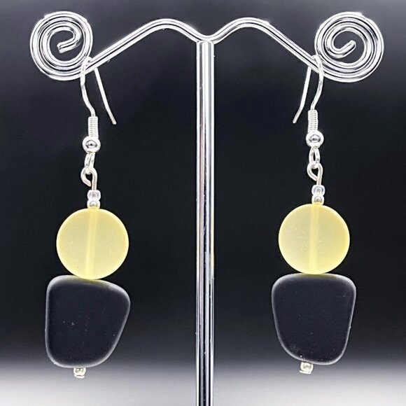 Sea Glass Earrings Yellow and Black Handmade - Picture 4 of 5